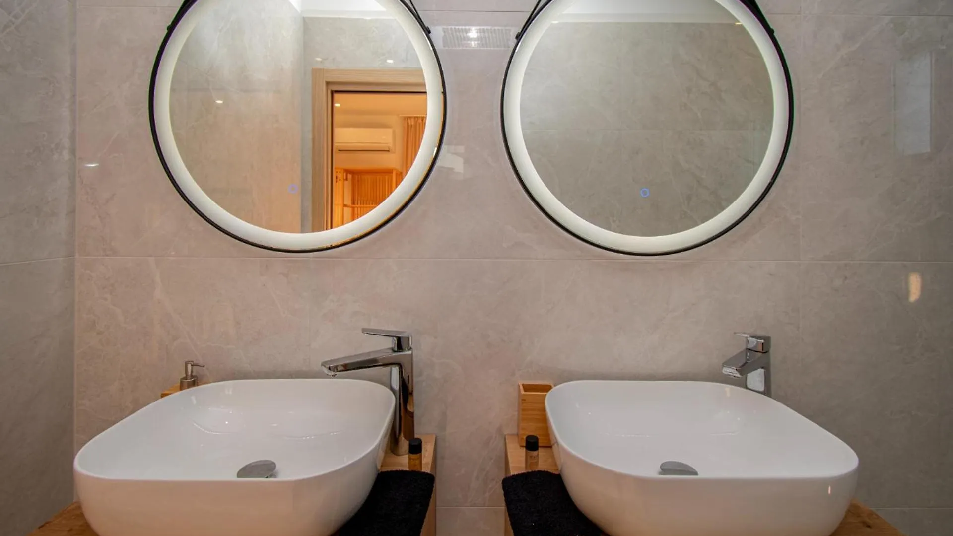 Villa Ajlin Mit Privatem Beheizbarem Pool Medulin